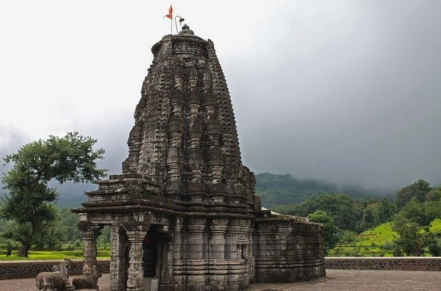 Amruteshwar Temple , Tourist Destinations You Must Visit At Bhandardara