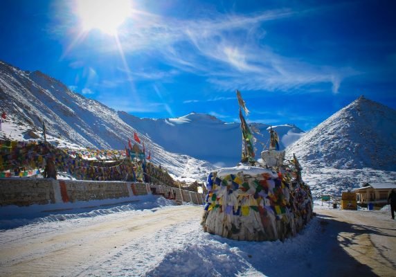 Khardung La top