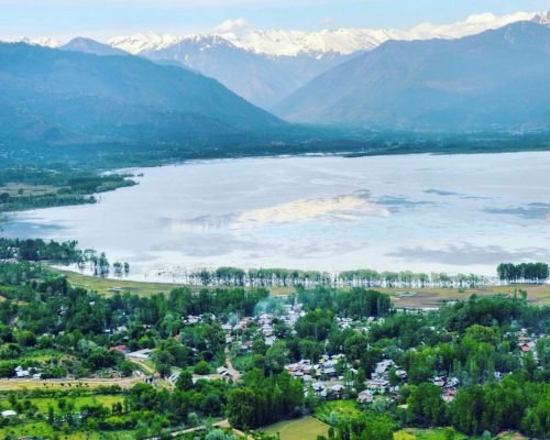 Lake Wular_Kashmir, largest freshwater lake in Asia.