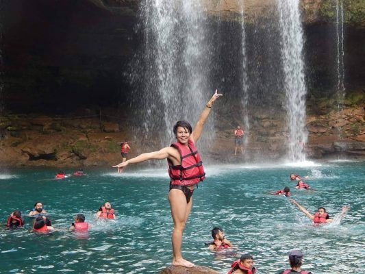 Ready To Dive Into Krang Shuri Waterfalls | Meghalaya Tour -Hikerwolf