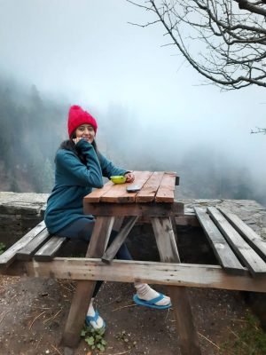 Kasol Trip with HikerWolf | Enjoying in the cafe at Kasol