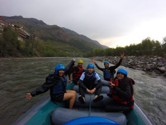 Kheerganga Trek | Riverafting at Kullu with HikerWolf