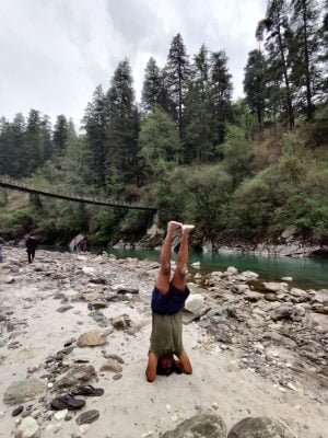 Kheerganga | Riverside stroll at Kasol with HikerWolf