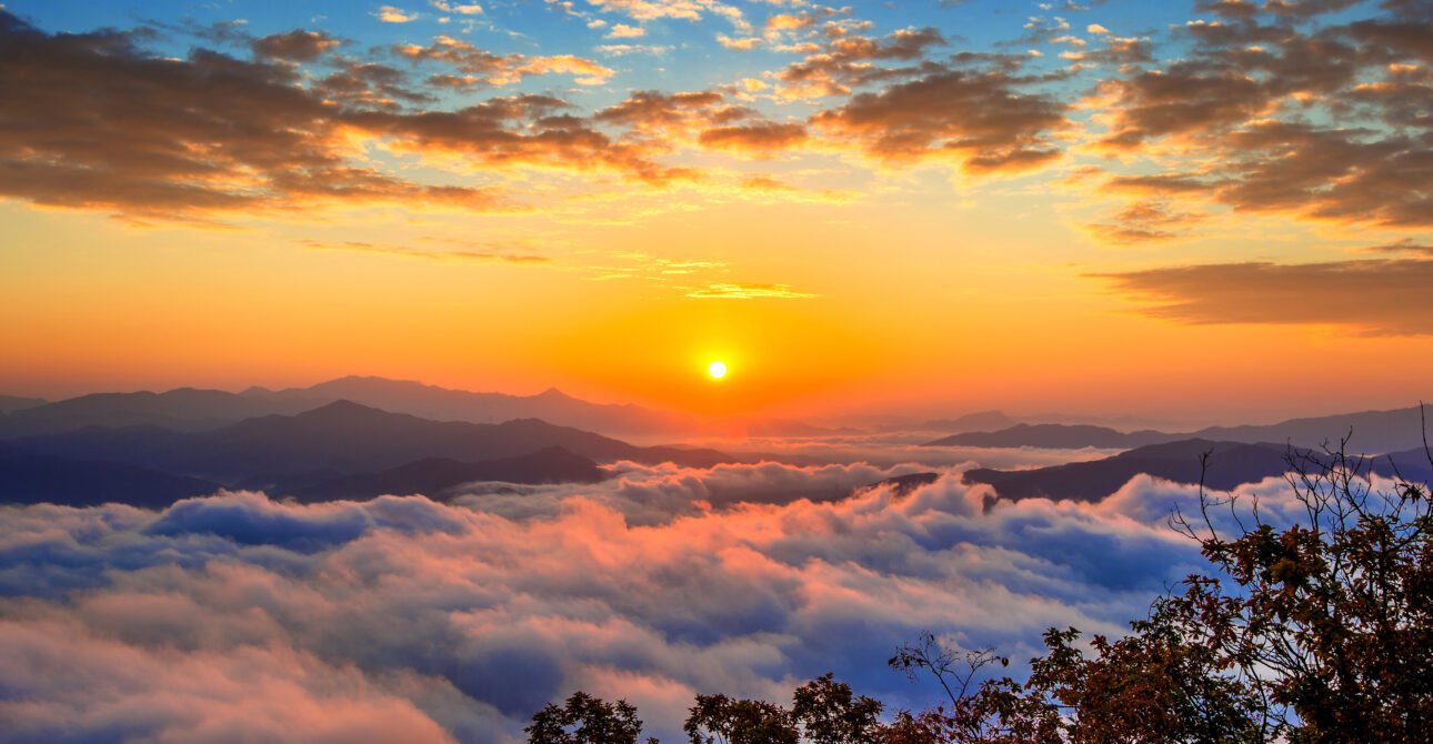 Sunset Chasing in Gokarna: 5 Spots That Feel Straight Out of a Movie